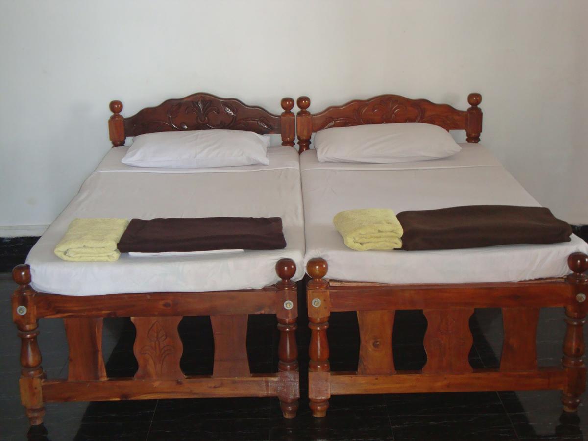 Leon Hide Out Guest House Vāsco Da Gāma Dış mekan fotoğraf