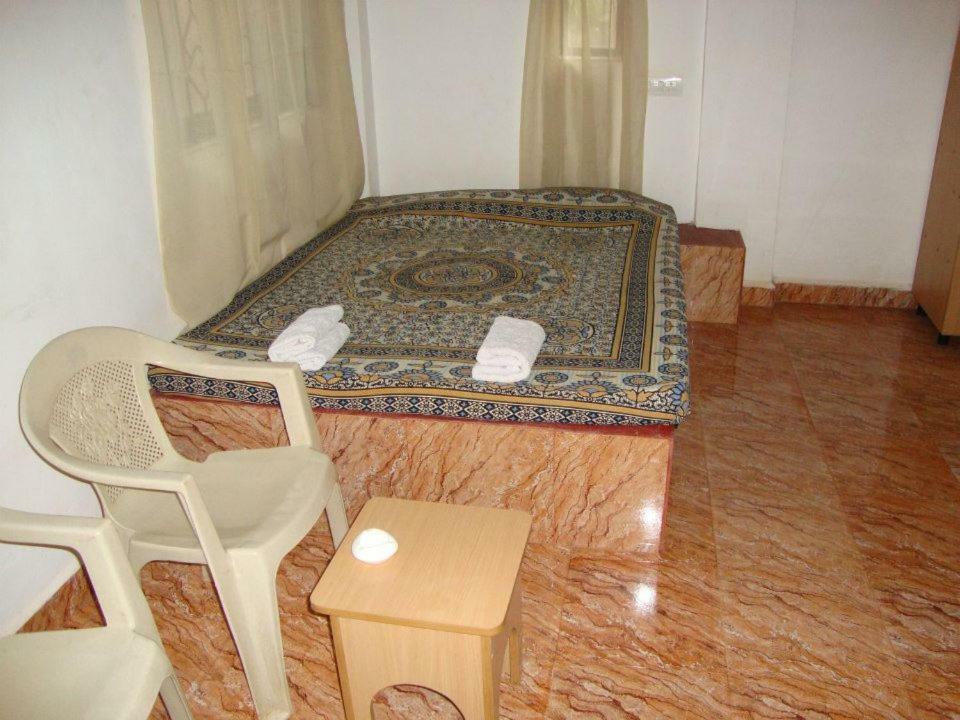 Leon Hide Out Guest House Vāsco Da Gāma Dış mekan fotoğraf